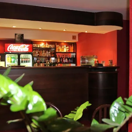 Gosciniec Rycerski Bed & Breakfast 3*