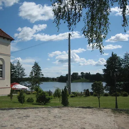 Gosciniec Rycerski 3* Paprotki