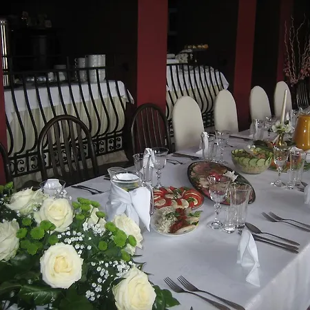 Gosciniec Rycerski Bed & Breakfast