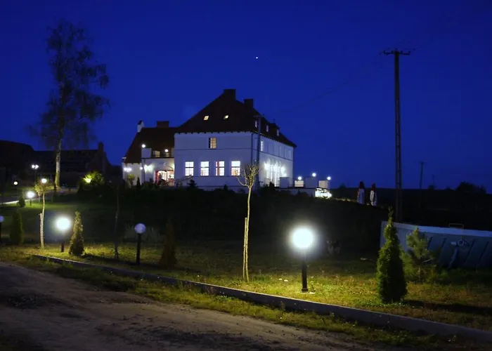 Gosciniec Rycerski 3* Paprotki