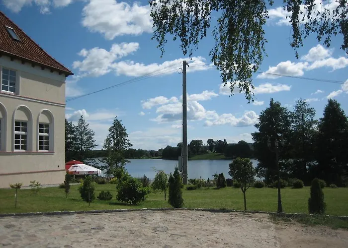 Gosciniec Rycerski 3* Paprotki